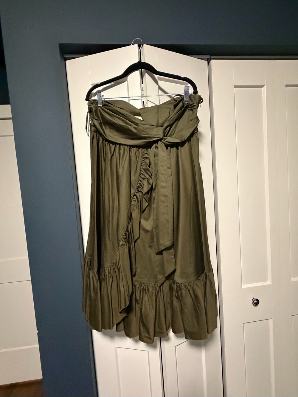 Vintage Diane Von Furstenberg Olive Green Ruffle Strapless Midi Dress | 2008